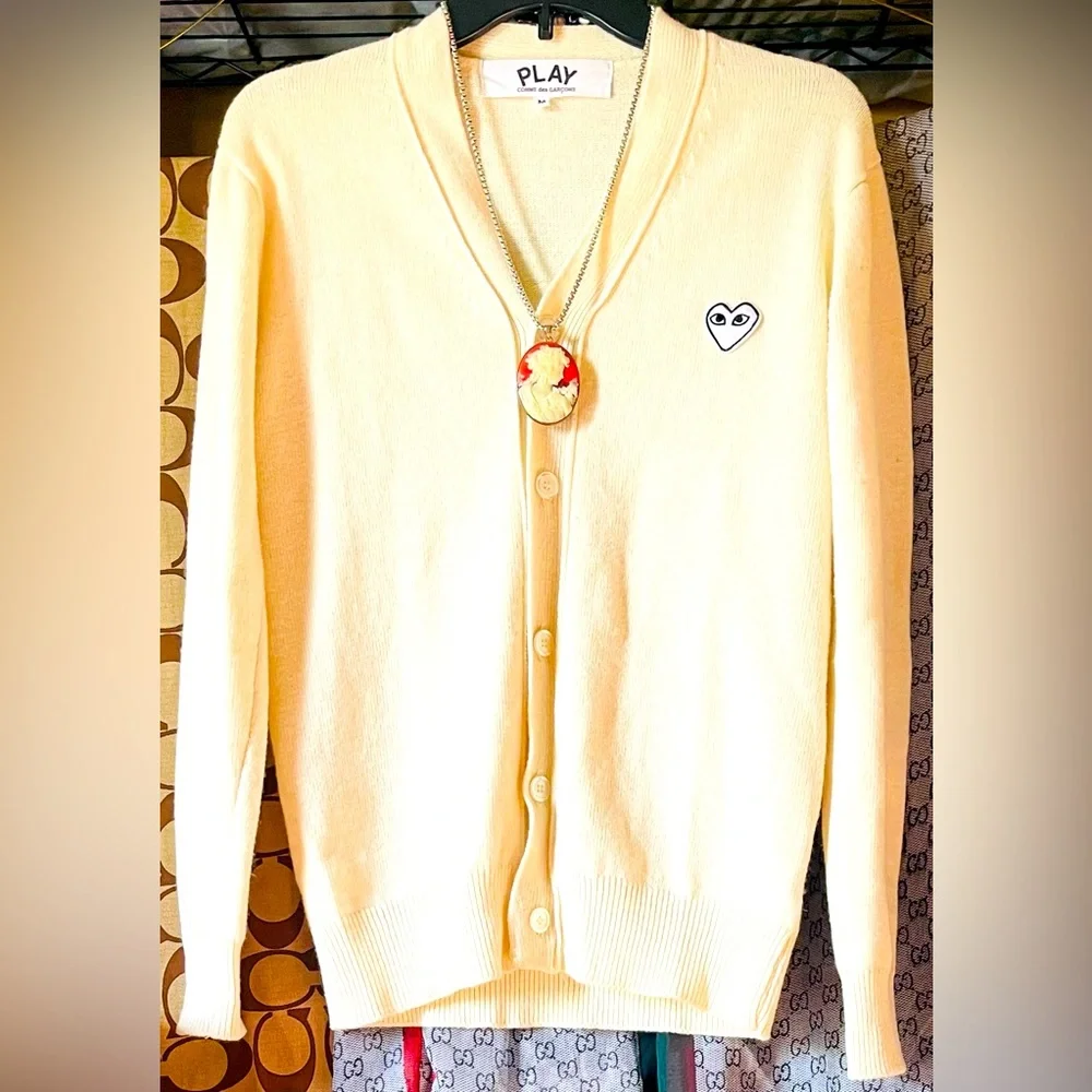 PLAY MEDIUM SWEATER - Picture 2 of 3